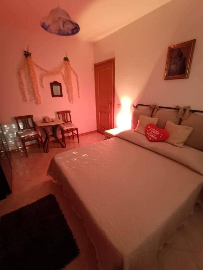 Appartamento Bellissima Stanza Con Parcheggio Gratuito Cinquale Esterno foto