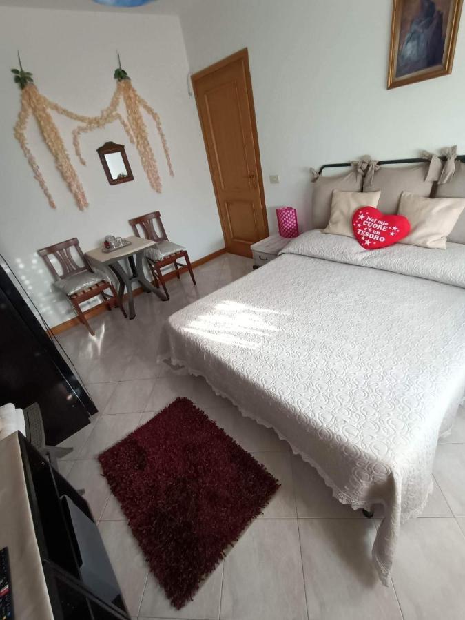 Appartamento Bellissima Stanza Con Parcheggio Gratuito Cinquale Esterno foto