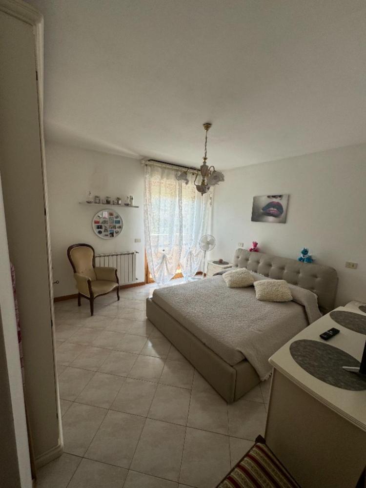 Appartamento Bellissima Stanza Con Parcheggio Gratuito Cinquale Esterno foto